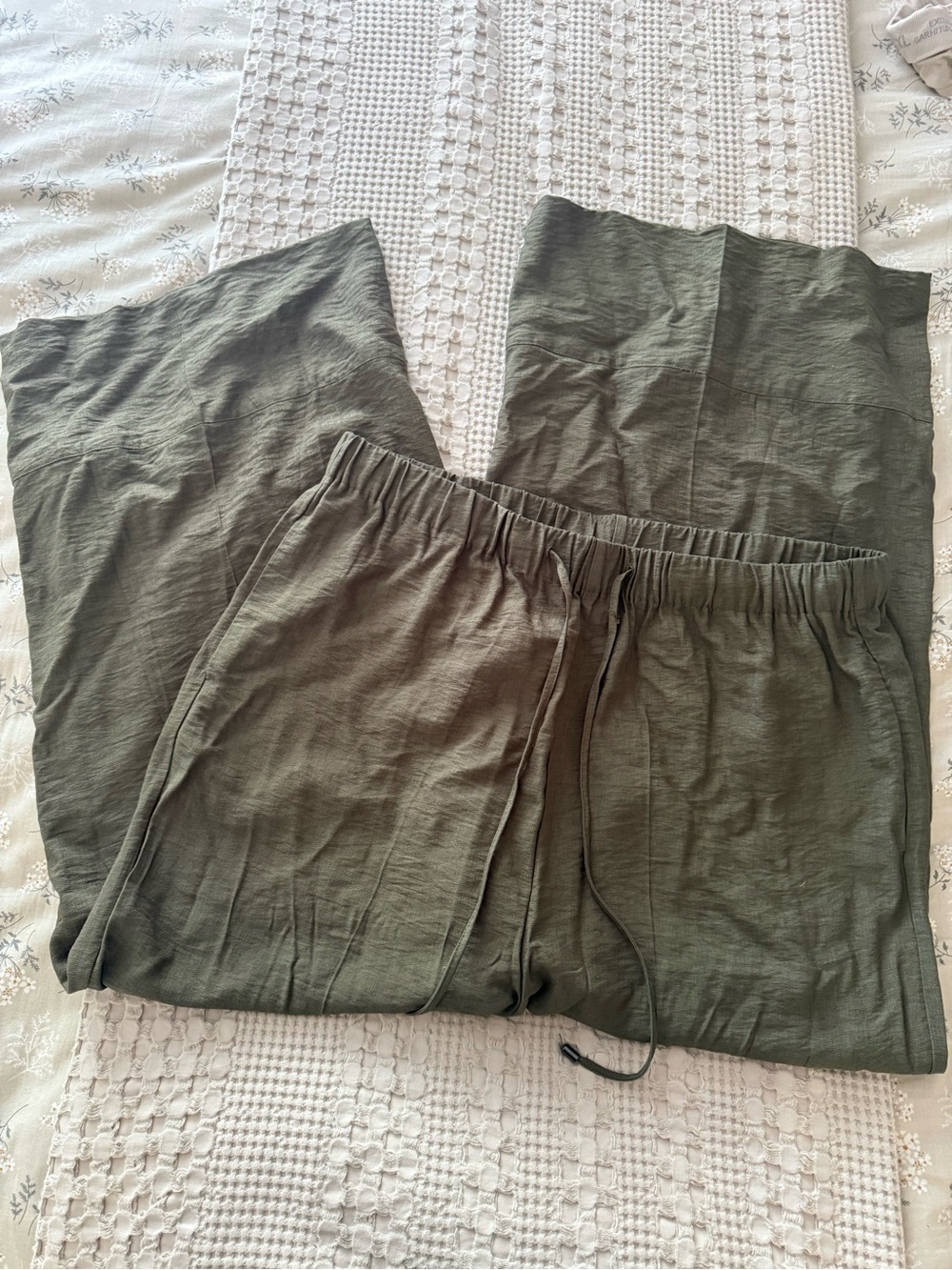 Adrianna Papell Olive Drawstring Wide-Leg Pants